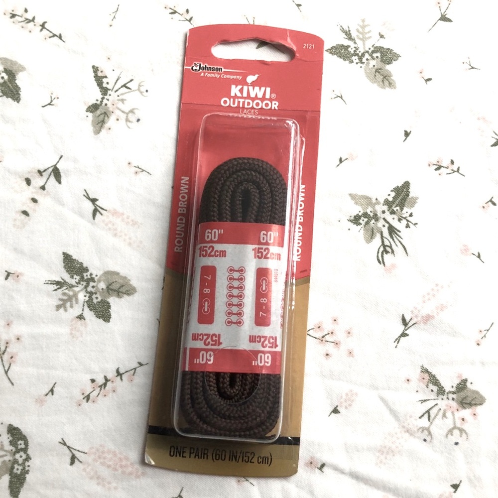 NWT Kiwi Outdoor Laces Round Brown 60in